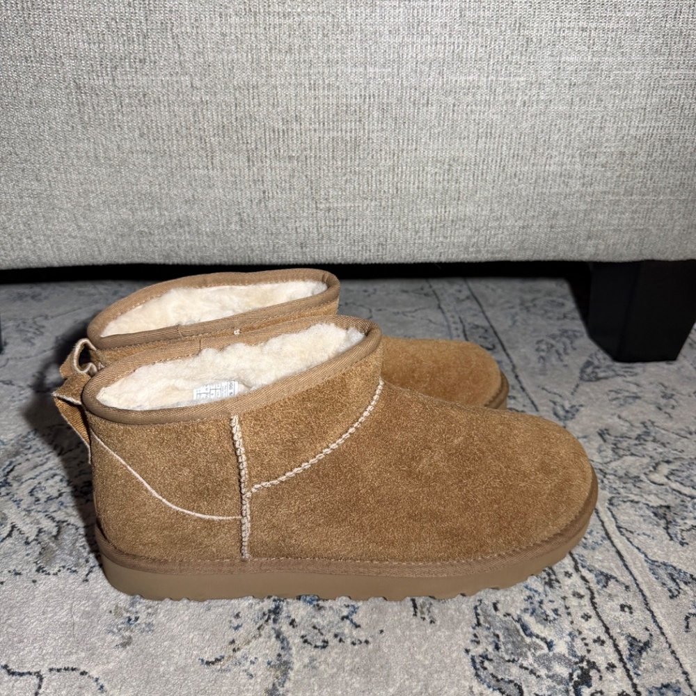 UGG Mini Boot Chestnut - Picture 3 of 8